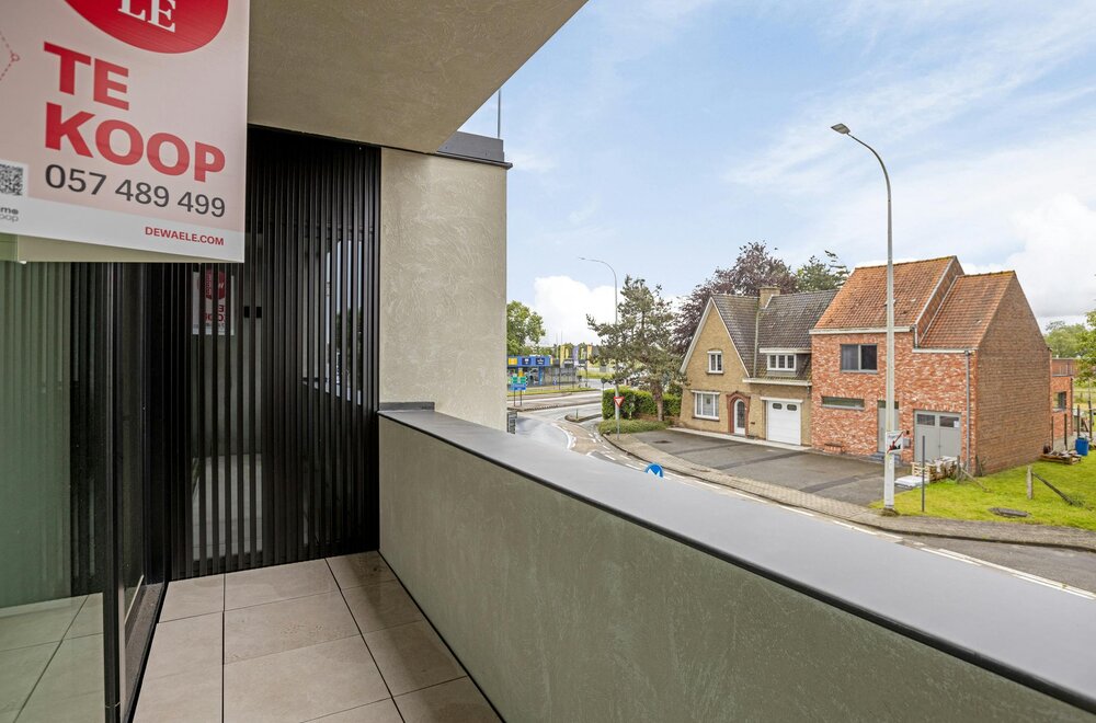 nieuw-instapklaar-appartement-te-koop-in-poperinge-op-centrale-ligging012.jpg