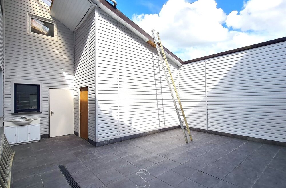 gelijkvloers-2-slaapkamer-appartement-met-garage-006.jpg