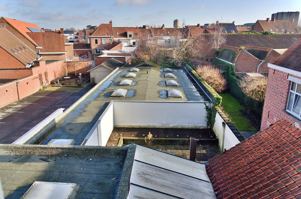 verhuurd-polyvalent-huis-en-garagecomplex-in-roeselare008.jpg