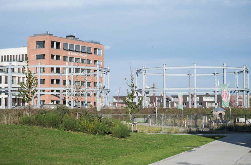 wonen-te-midden-van-een-weelderig-park-van-72-000m-slechts-1-000m-verwijderd-van-het-gravensteen-014.jpg