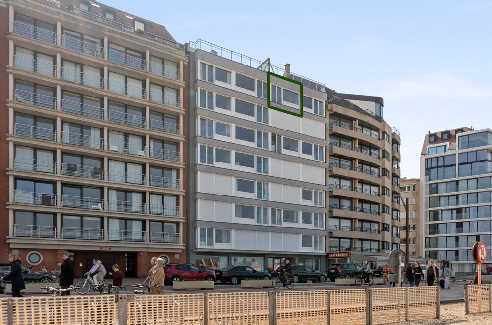 volledig-gerenoveerd-appartement-met-frontaal-zeezicht-te-duinbergen025.jpg