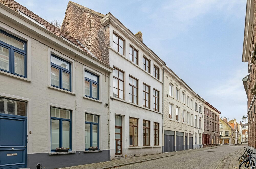 appartementsgebouw-met-3-appartementen-in-hartje-brugge001.jpg