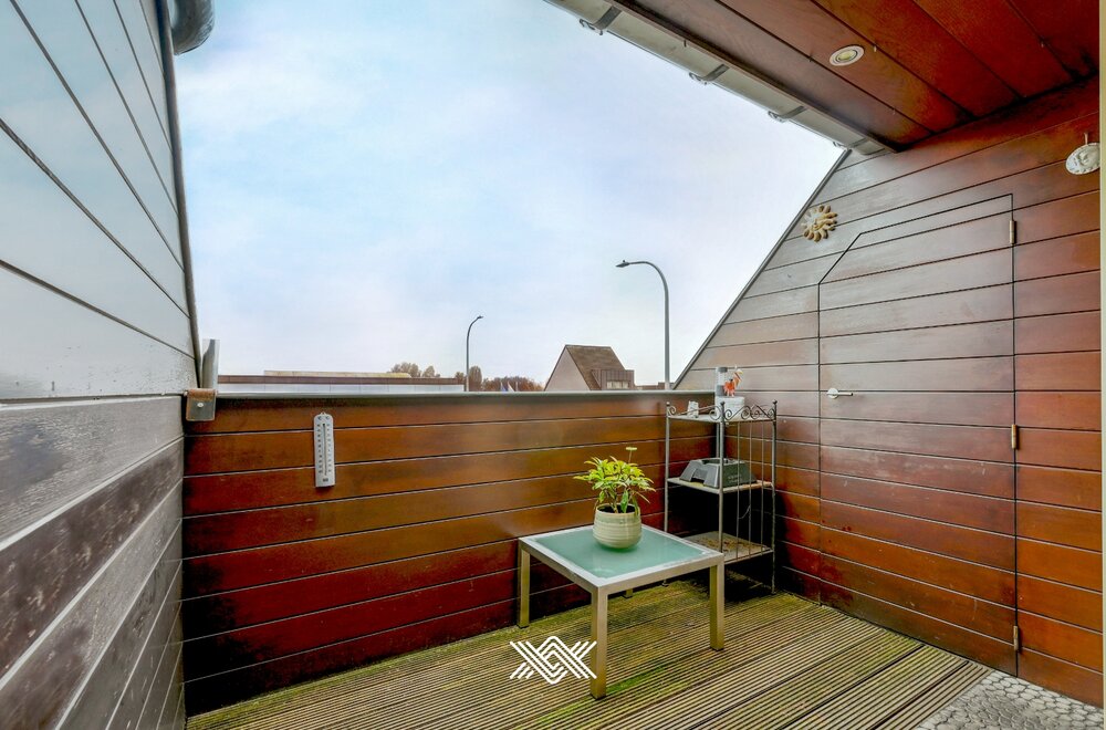 te-koop-bij-landbergh-instapklaar-tweeslaapkamerappartement-met-terras-in-lochristi006.jpg