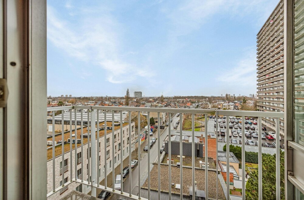 te-renoveren-appartement-met-3-slaapkamers-te-koop-in-centrum-wilrijk014.jpg