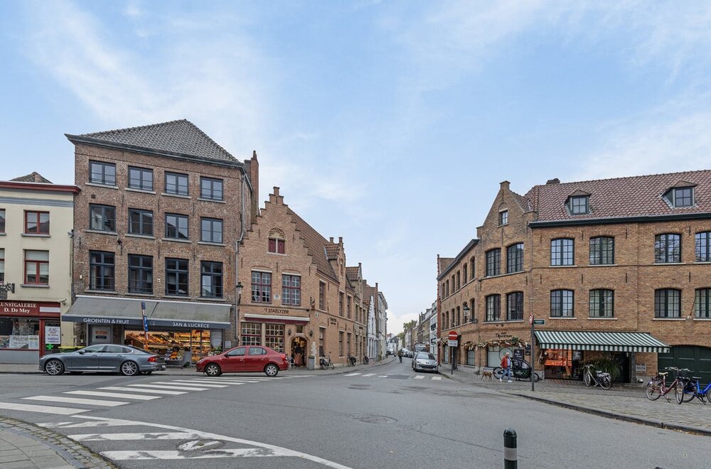 volledig-gerenoveerd-appartement-met-3-slaapkamers-in-brugge021.jpg