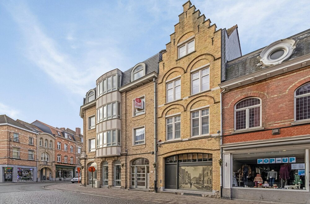 appartement-te-koop-in-ieper-met-twee-slaapkamers-en-terras003.jpg