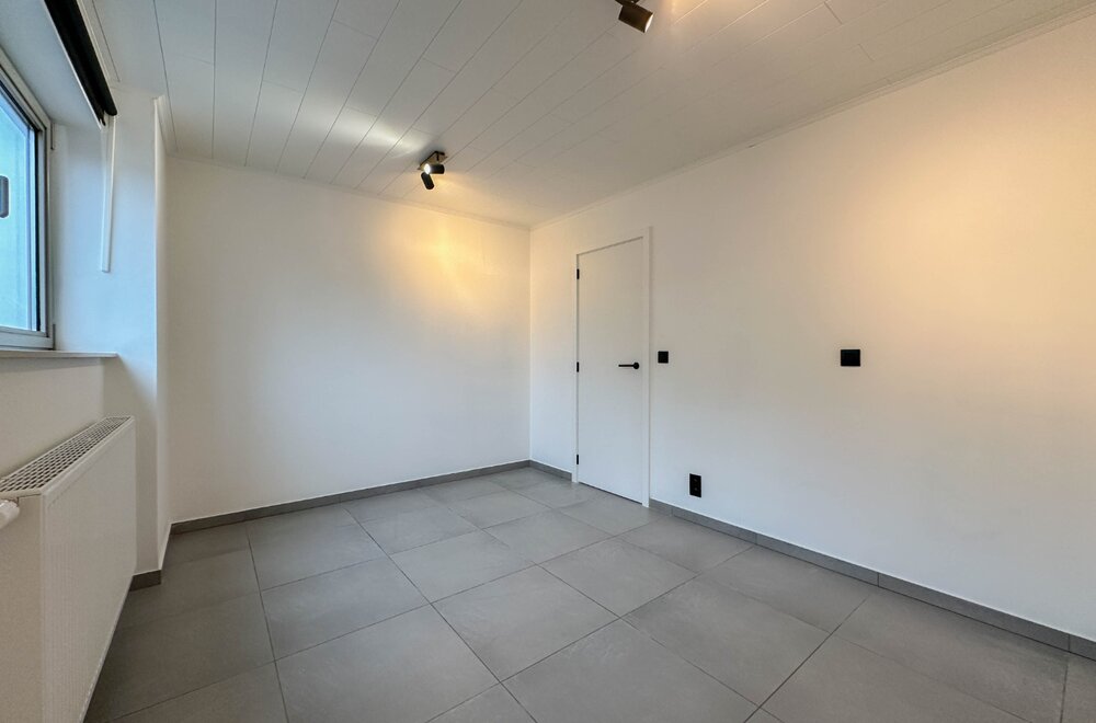 te-koop-instapklaar-appartement-met-garage-op-centrale-ligging-te-asse014.jpg