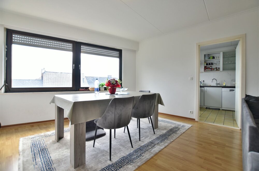 goed-onderhouden-appartement-gelegen-te-sint-gillis-dendermonde004.jpg