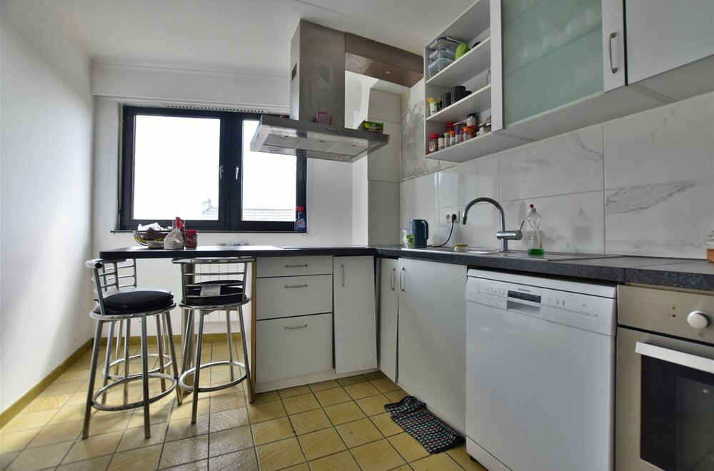 goed-onderhouden-appartement-gelegen-te-sint-gillis-dendermonde006.jpg