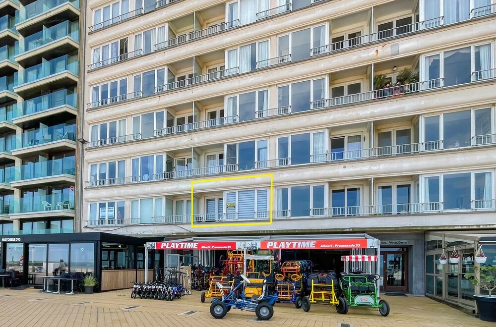 te-koop-ruim-2-slaapkamerappartement-op-de-dijk-van-oostende-met-prachtig-zeezicht003.jpg