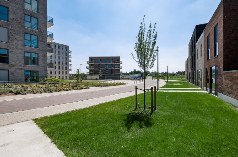 volledig-afgewerkt-tweeslaapkamer-appartement-met-zuigericht-terras003.jpg