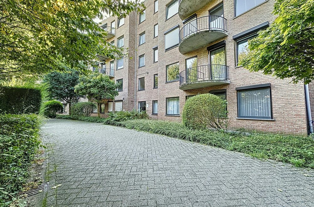 ruim-gelijkvloers-appartement-136m-in-het-groen016.jpg