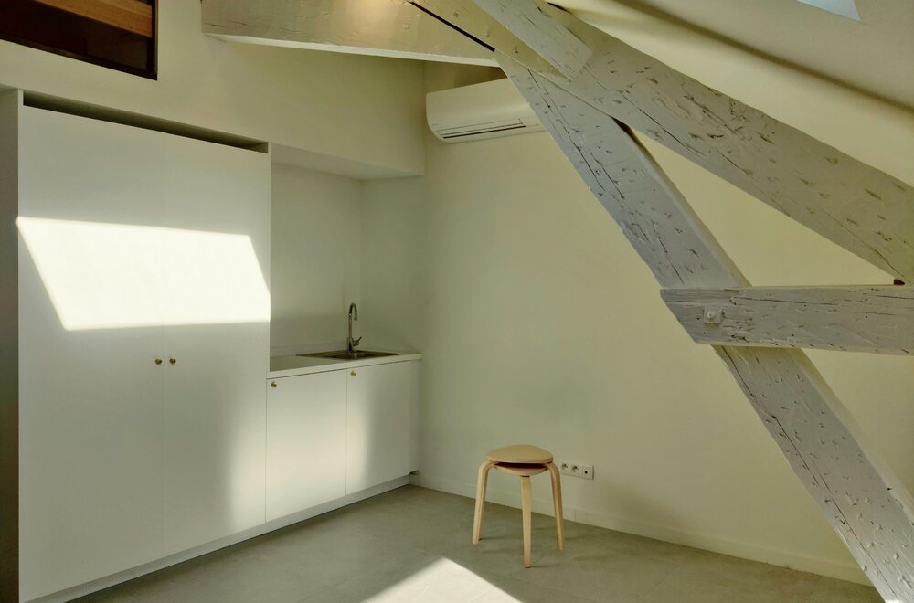 charmante-studio-33m-te-koop-in-het-centrum-van-brussel006.jpg