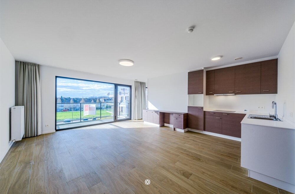 lichtrijke-en-nieuwe-assistentiewoning-met-n-slaapkamer-te-koop-te-rupelmonde001.jpg