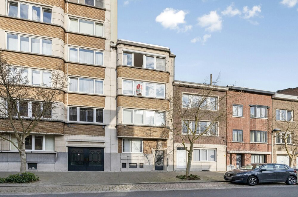 appartement-met-2-slaapkamers-te-koop-in-de-tentoonstellingswijk-te-antwerpen001.jpg