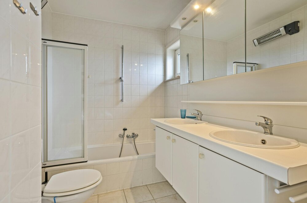 twee-penthouses-met-ruime-terrassen-en-garage-in-de-panne036.jpg