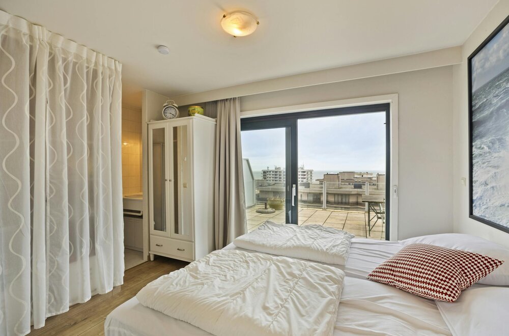 twee-penthouses-met-ruime-terrassen-en-garage-in-de-panne038.jpg