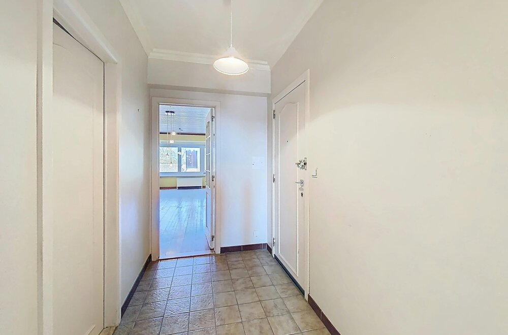 appartement-met-3-slaapkamers-en-garage-te-koop-in-eeklo007.jpg