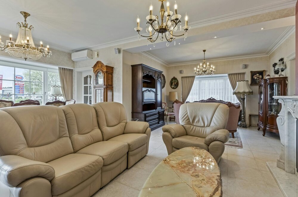 villa-op-een-perceel-van-ca-3-436m-te-koop-in-aartselaar004.jpg