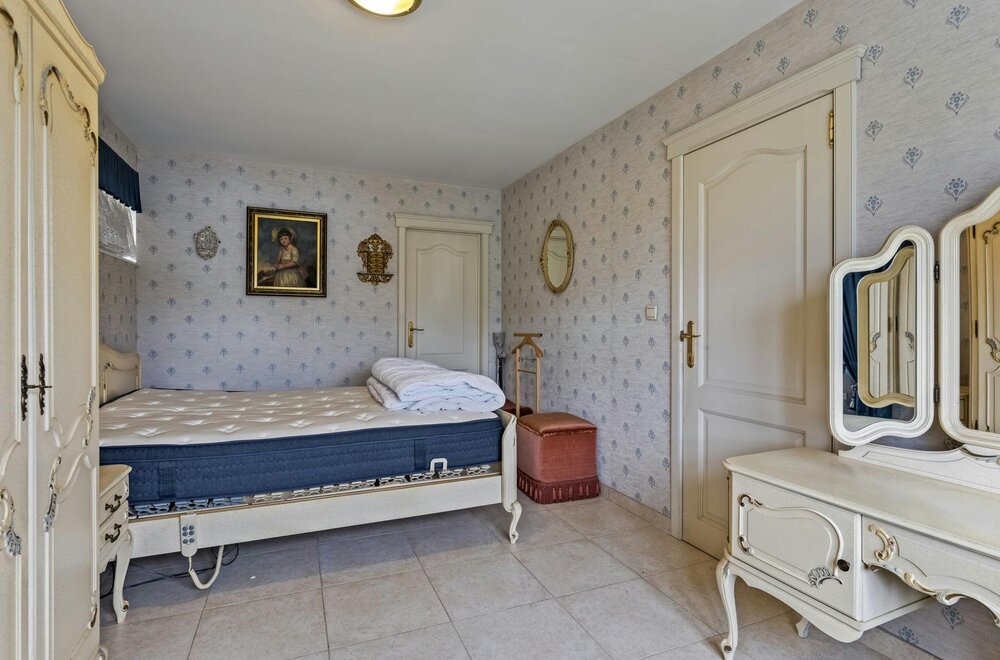 villa-op-een-perceel-van-ca-3-436m-te-koop-in-aartselaar006.jpg