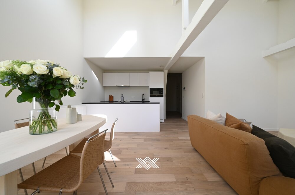 tweeslaapkamer-appartement-met-loggia-op-2e-verdieping-in-het-historische-hart-van-gent005.jpg