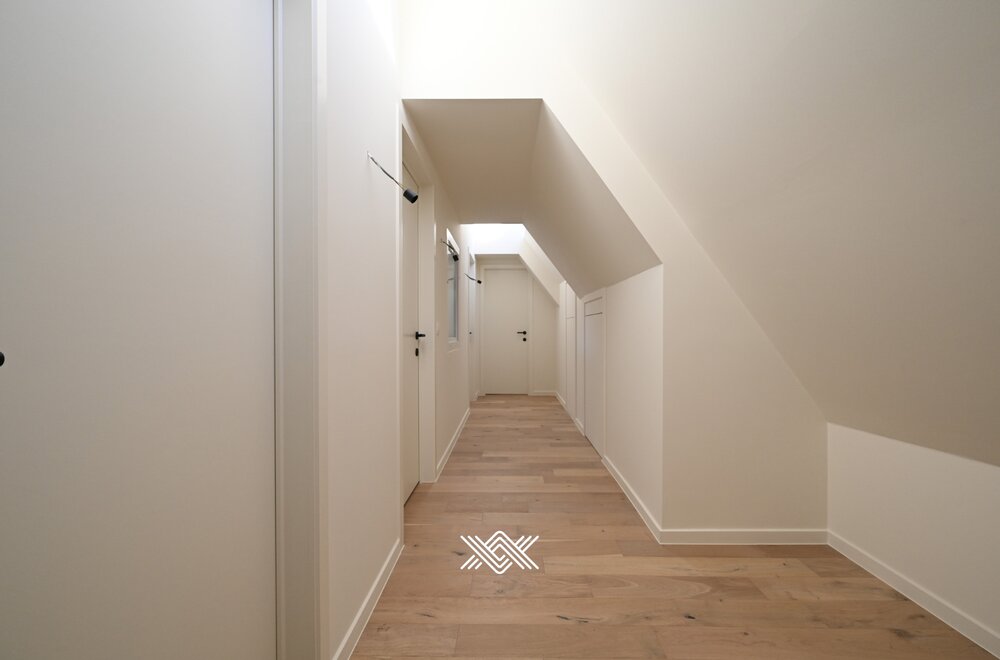 tweeslaapkamer-appartement-met-loggia-op-2e-verdieping-in-het-historische-hart-van-gent013.jpg