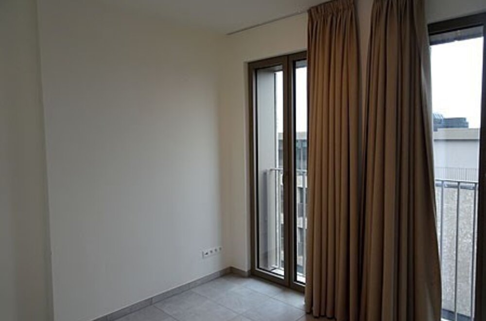 perfect-gelegen-appartement-op-de-4de-verdieping-te-hasselt010.jpg
