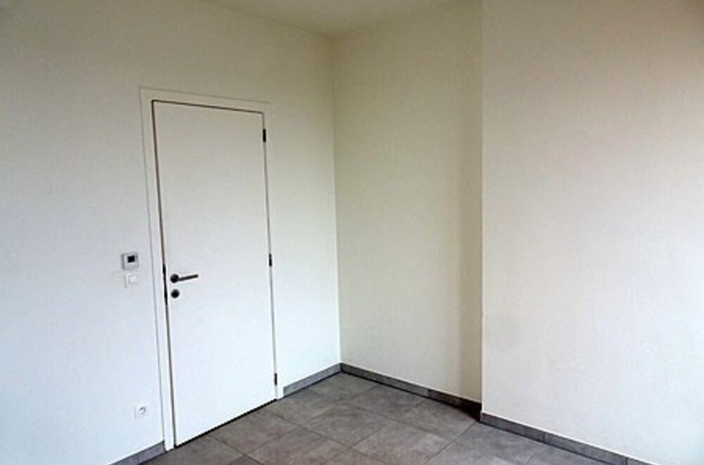 perfect-gelegen-appartement-op-de-4de-verdieping-te-hasselt011.jpg