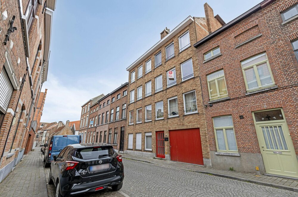 energiezuinig-en-gezellig-appartement-met-terras-in-brugge001.jpg
