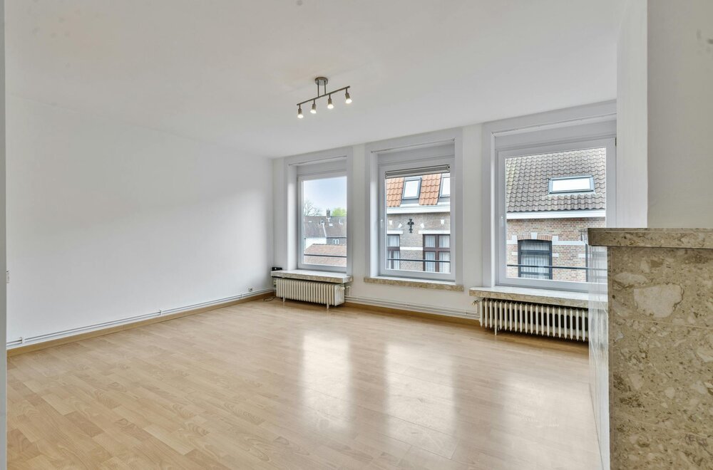 energiezuinig-en-gezellig-appartement-met-terras-in-brugge003.jpg