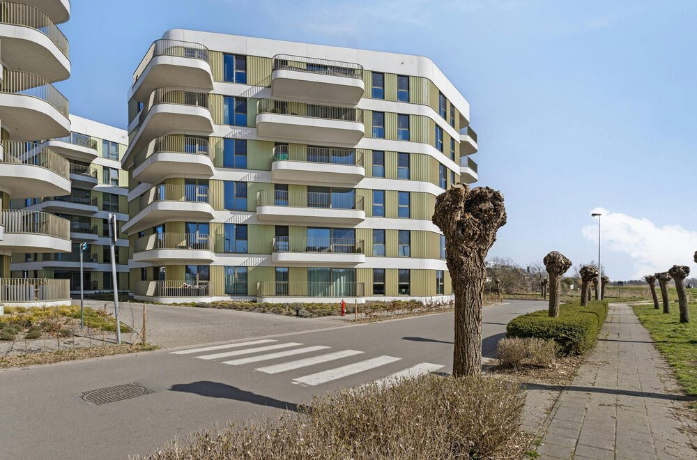 nieuwbouwappartement-met-2-slaapkamers-en-zicht-op-het-water002.jpg