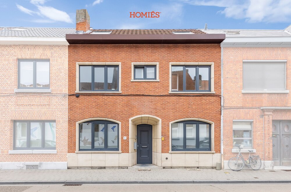 gebouw-met-6-studentenkamers-te-koop-in-leuven001.jpg