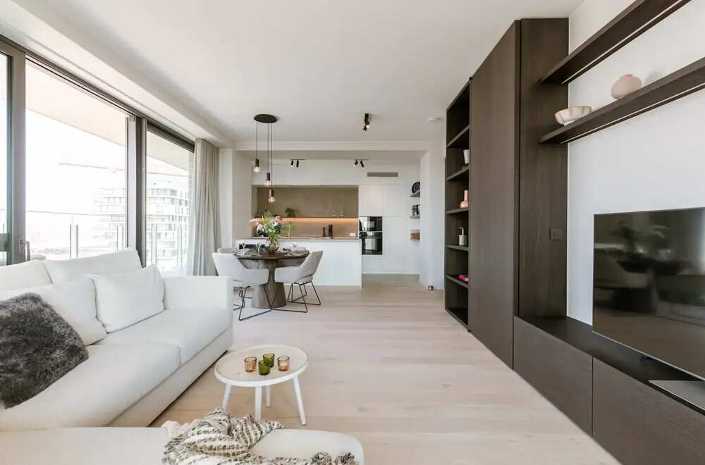 luxe-appartement-met-zwembad-en-zeezicht-op-de-oosteroever003.jpg