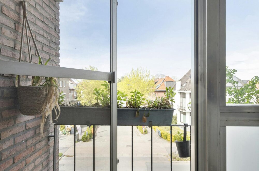 appartement-met-2-slaapkamers-en-garagebox-in-edegem004.jpg