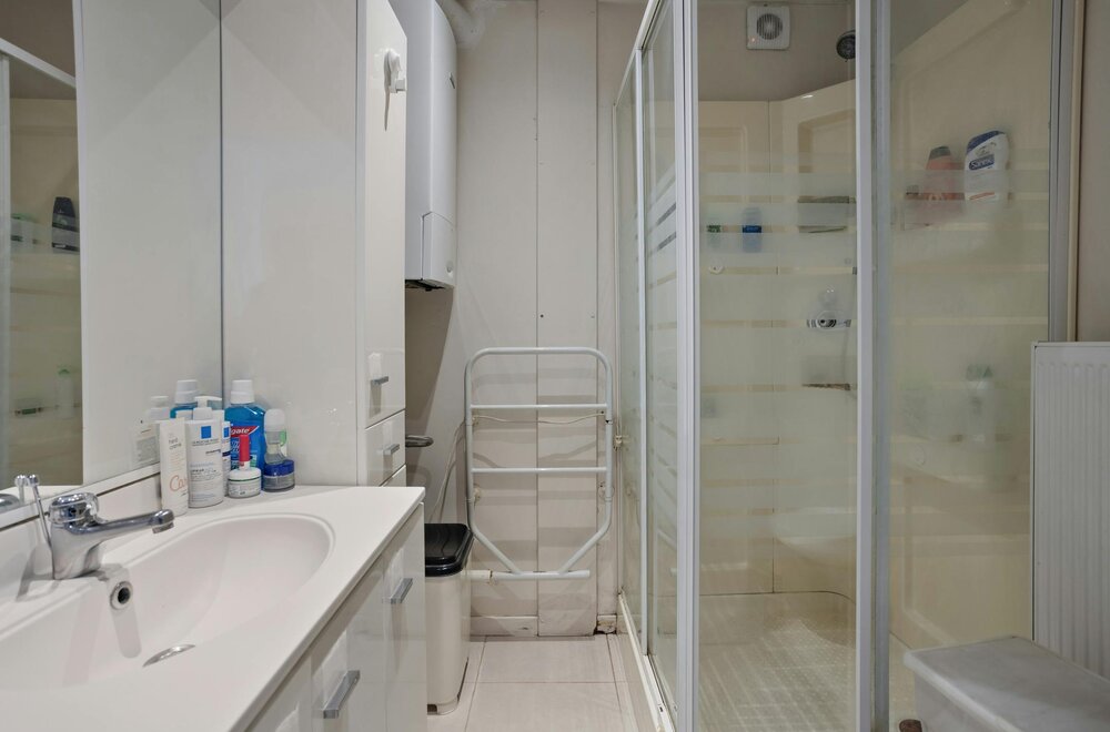 appartement-met-2-slaapkamers-en-garagebox-in-edegem011.jpg