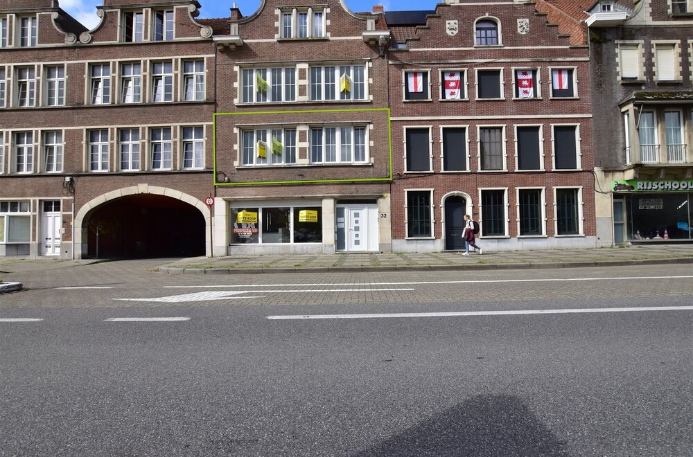volledig-gerenoveerd-appartement-vlakbij-het-station-en-het-centrum-van-dendermond011.jpg