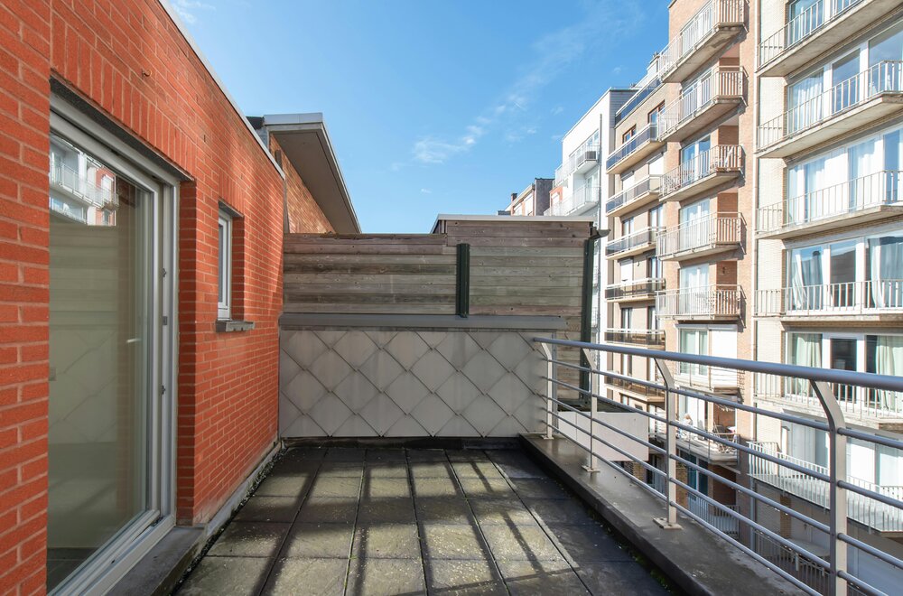 zuidgerichte-dakstudio-met-ruime-terrassen-op-topligging-011.jpg