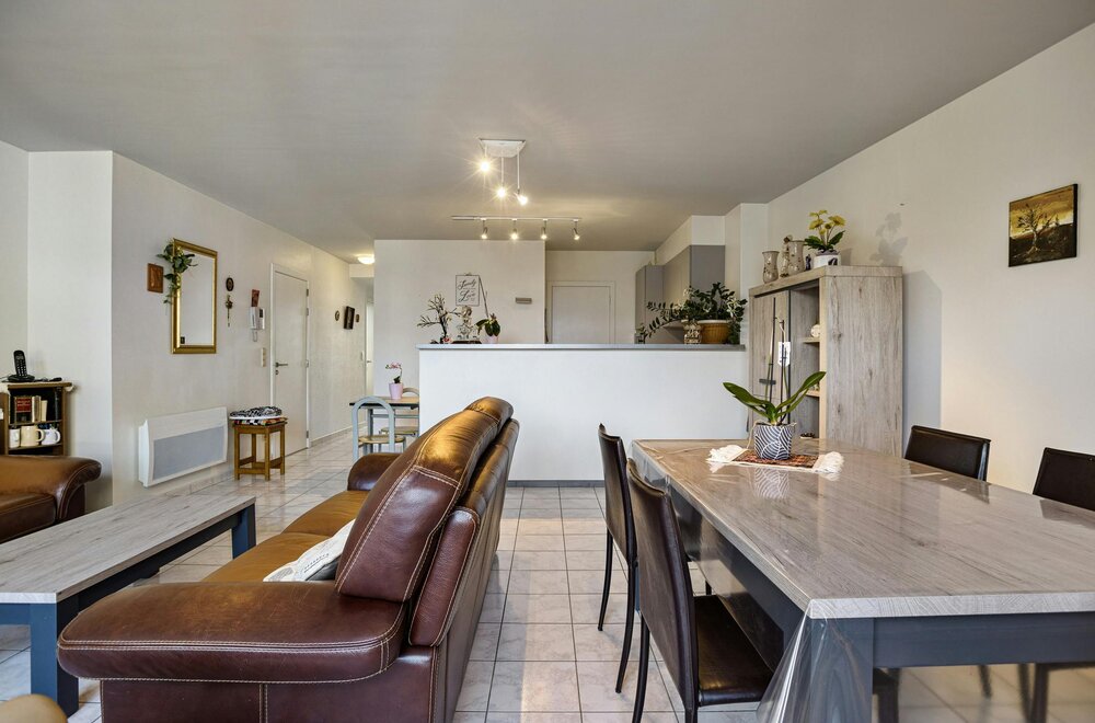 2-kamerappartement-te-koop-in-de-veurnestraat-in-poperinge006.jpg