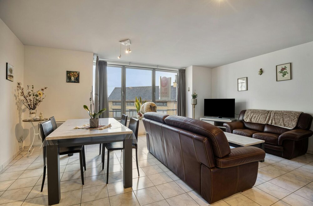 2-kamerappartement-te-koop-in-de-veurnestraat-in-poperinge007.jpg