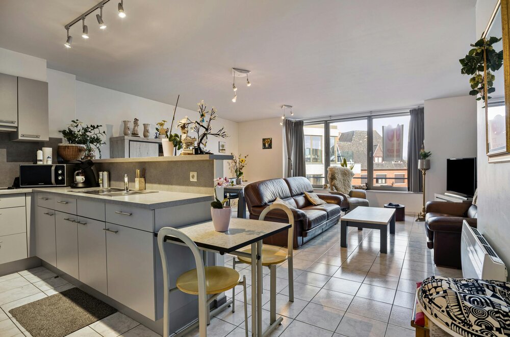 2-kamerappartement-te-koop-in-de-veurnestraat-in-poperinge008.jpg