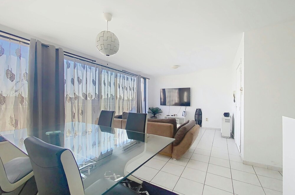appartement-met-2-slaapkamers-en-garage-te-koop-in-eeklo001.jpg