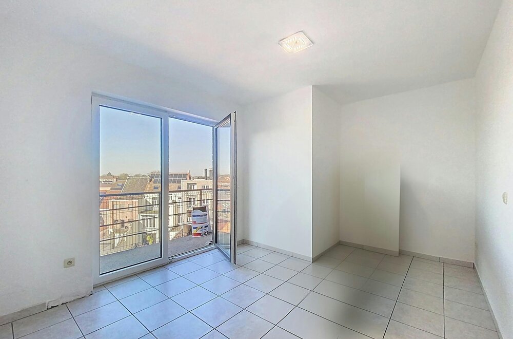 appartement-met-2-slaapkamers-en-garage-te-koop-in-eeklo010.jpg