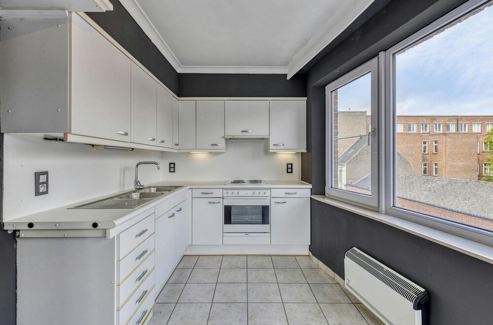 zeer-centraal-gelegen-appartement-met-3-slaapkamers-te-koop008.jpg