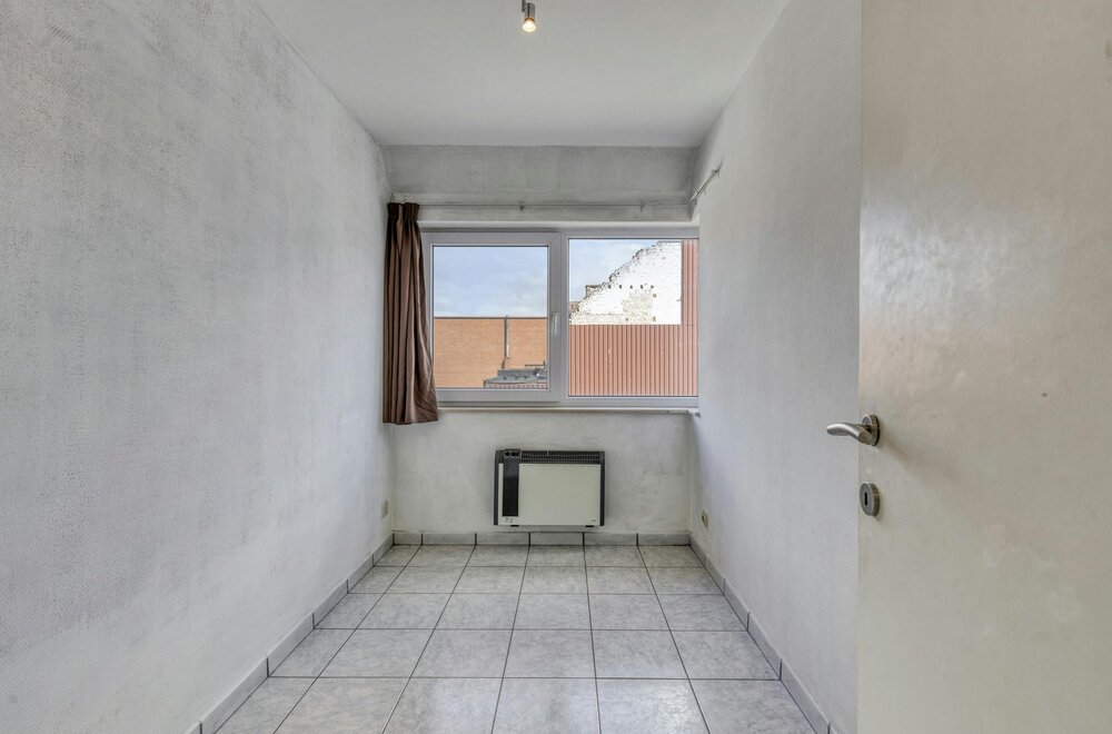 zeer-centraal-gelegen-appartement-met-3-slaapkamers-te-koop014.jpg