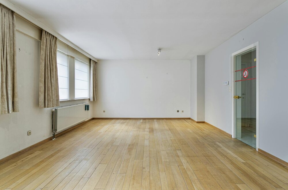 appartement-te-koop-in-ieper-met-2-kamers006.jpg