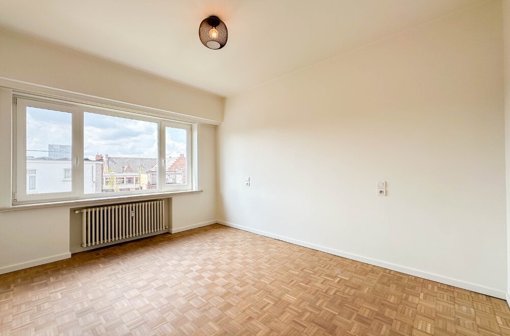 te-koop-landelijk-gerenoveerd-2-slaapkamer-appartement-met-kelder-in-centrum-gent013.jpg