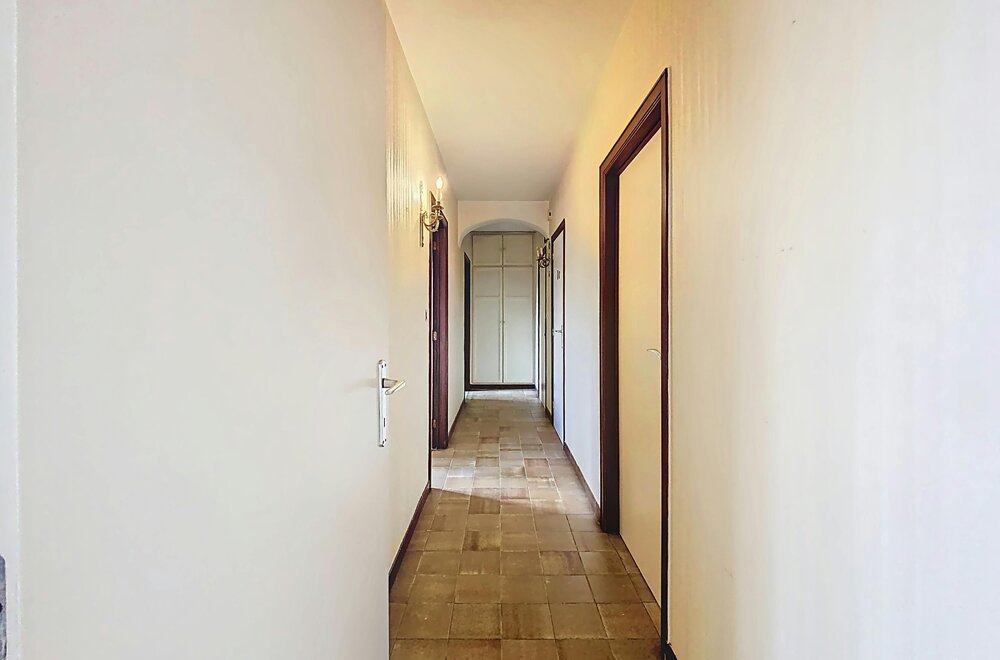 te-renoveren-3-slaapkamerappartement-met-garage-in-knesselare010.jpg