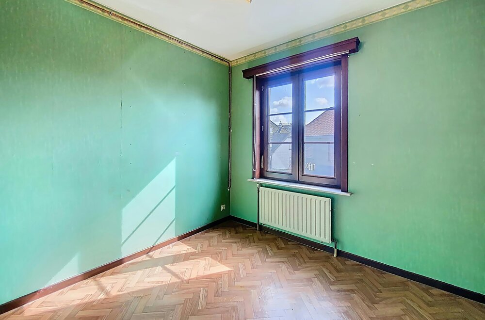 te-renoveren-3-slaapkamerappartement-met-garage-in-knesselare015.jpg