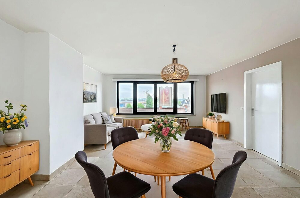 appartement-met-2-slaapkamers-in-hartje-eeklo003.jpg