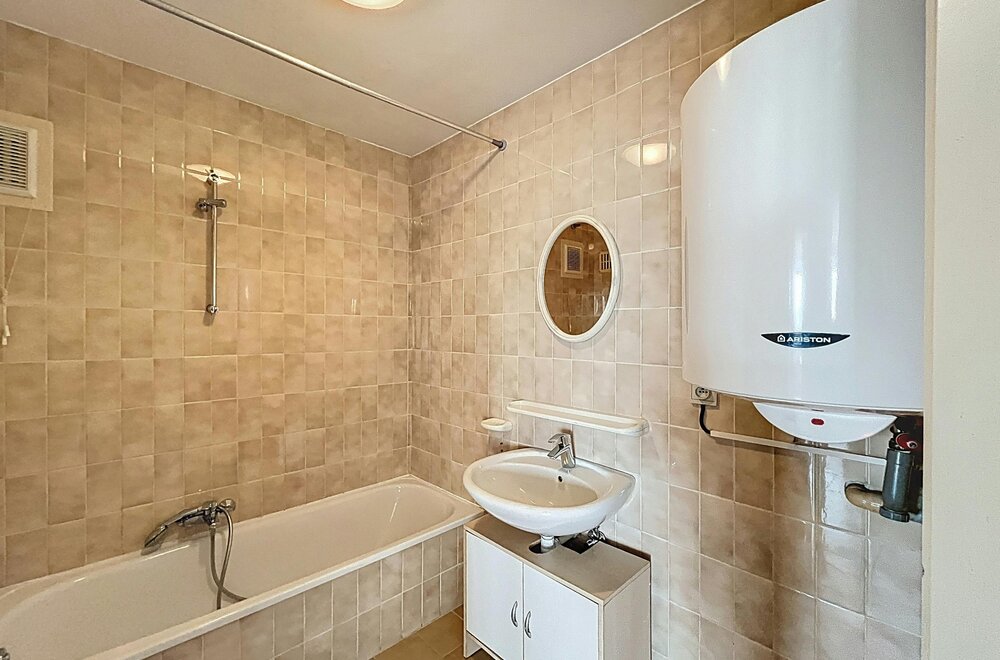 appartement-met-2-slaapkamers-in-hartje-eeklo013.jpg
